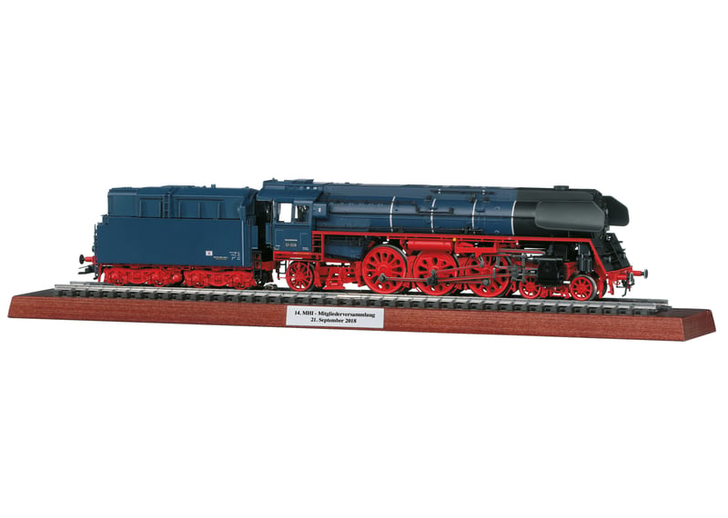 Marklin 39208 BR 01 5 Steam Locomotive