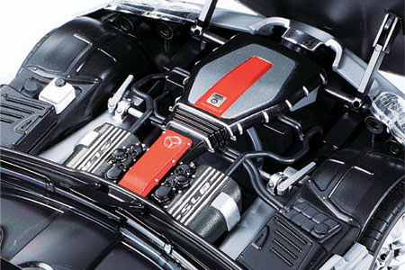 Tamiya 24290 Mercedes-Benz SLR McLaren