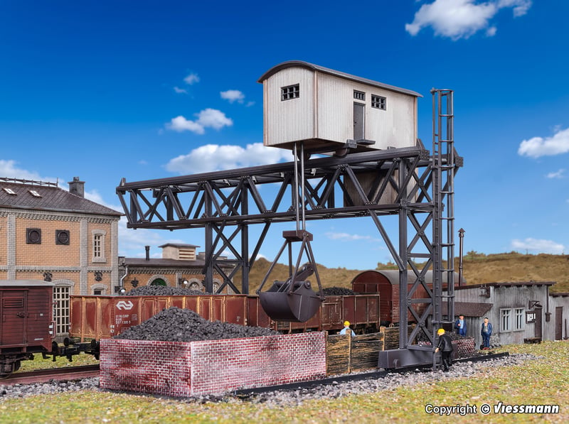 Vollmer 45714 Coal Loader wCrane