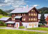 Kibri 36811 Farmhouse in Elm